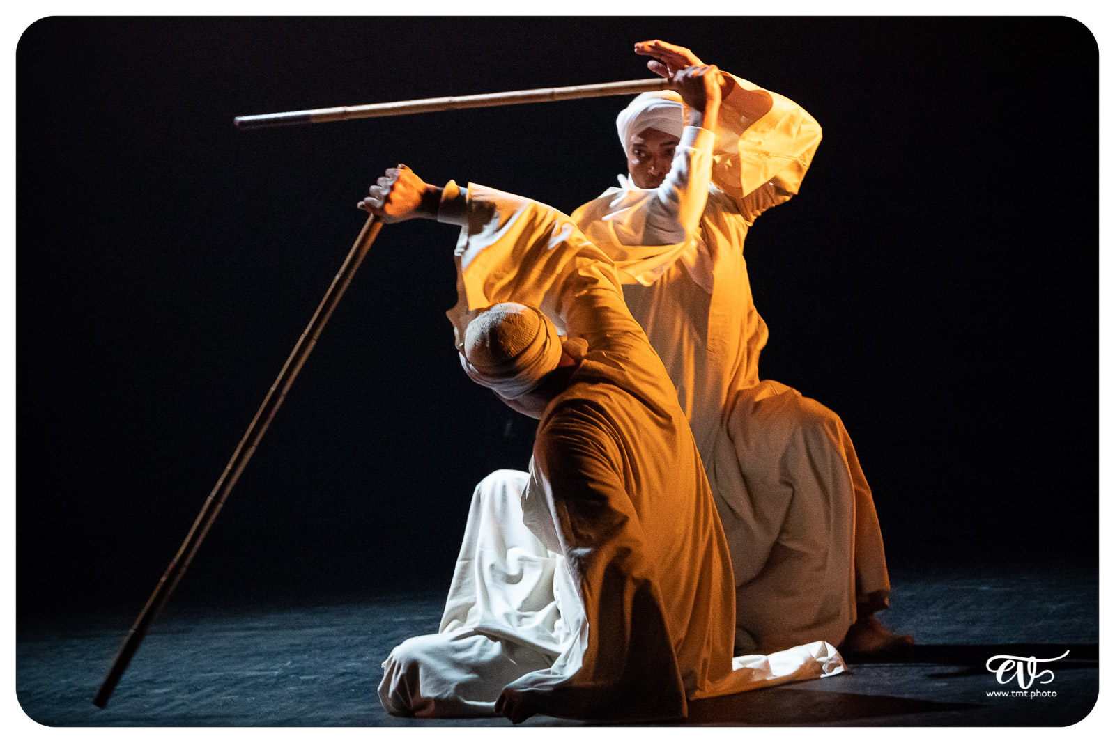 DANS LE CERCLE DES HOMMES DU NIL - CENTRE MEDHAT FAWZY DE MALLAW